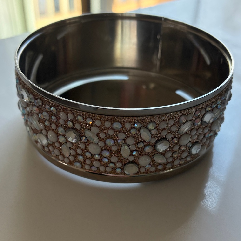 Bath and Body Works 14.5oz (3 wick) Candle Holder